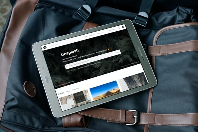 unsplash site op tablet